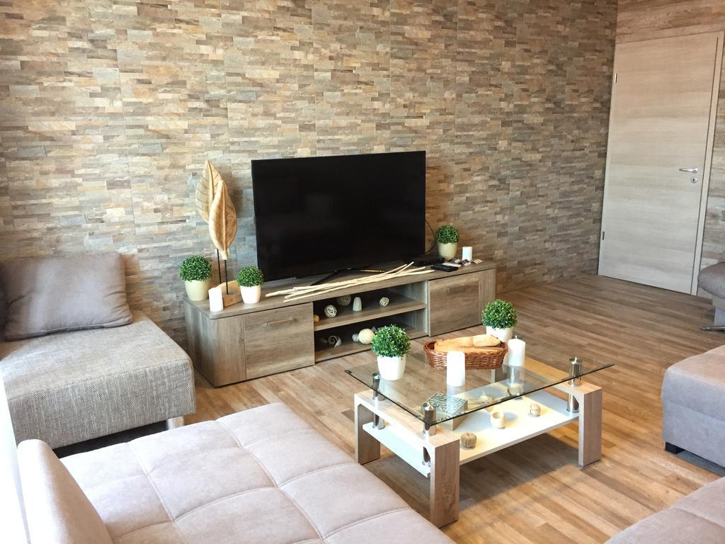 Belvarosi Deluxe Apartman 바야 외부 사진
